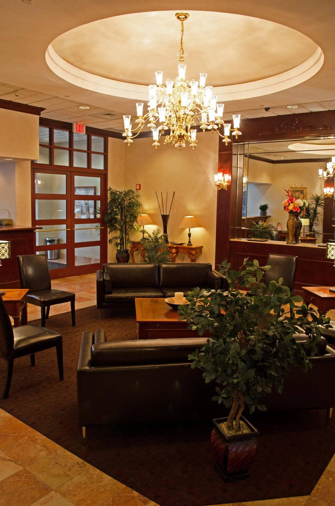 Hotel Clarion & University-shippensburg 3*
