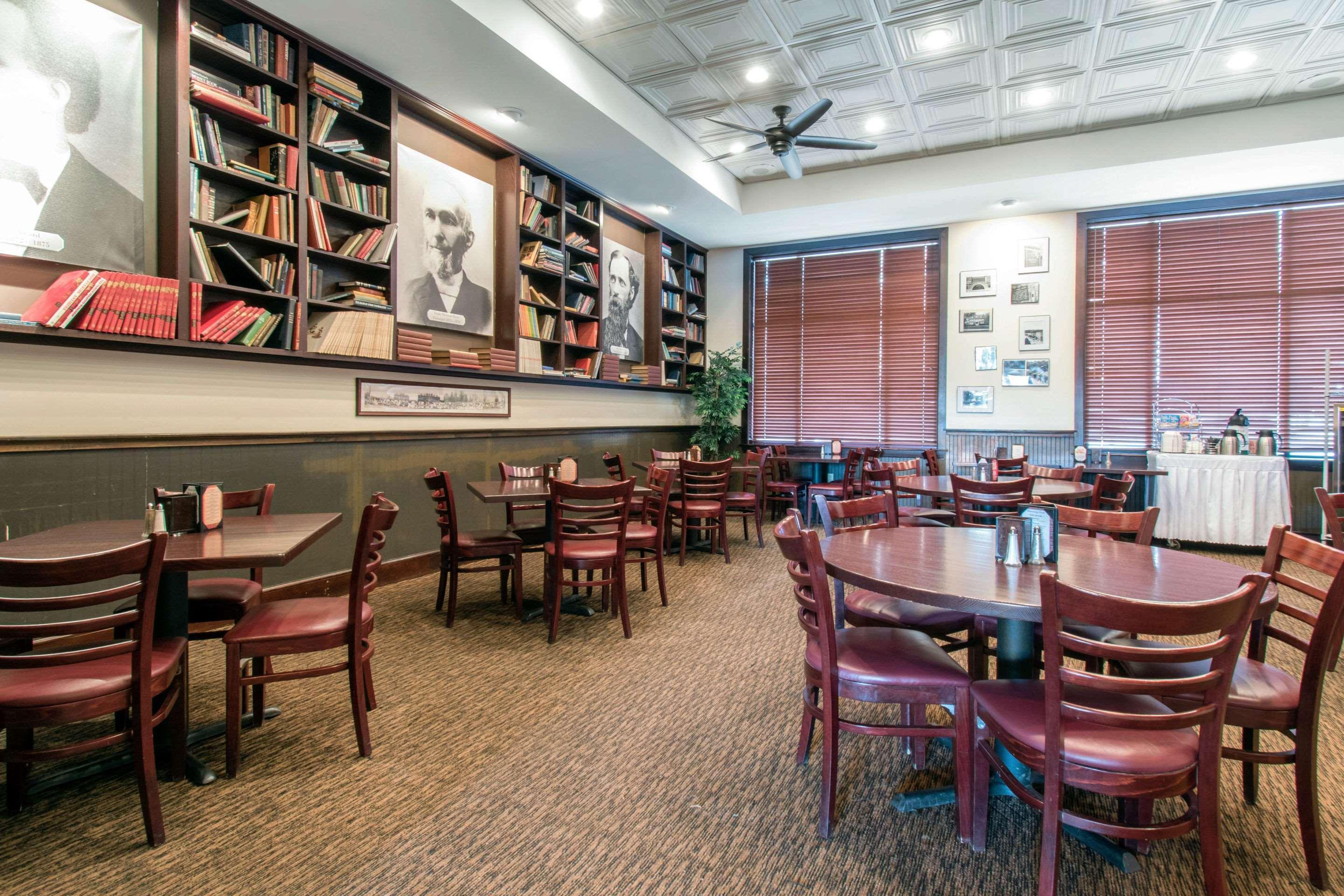 Clarion & University-shippensburg Hotel Shippensburg