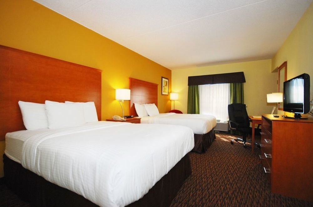 Clarion & University-shippensburg 3* Shippensburg